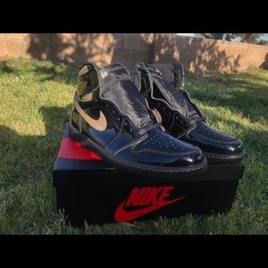 Jordan 1 High Black Metallic Gold (2020)